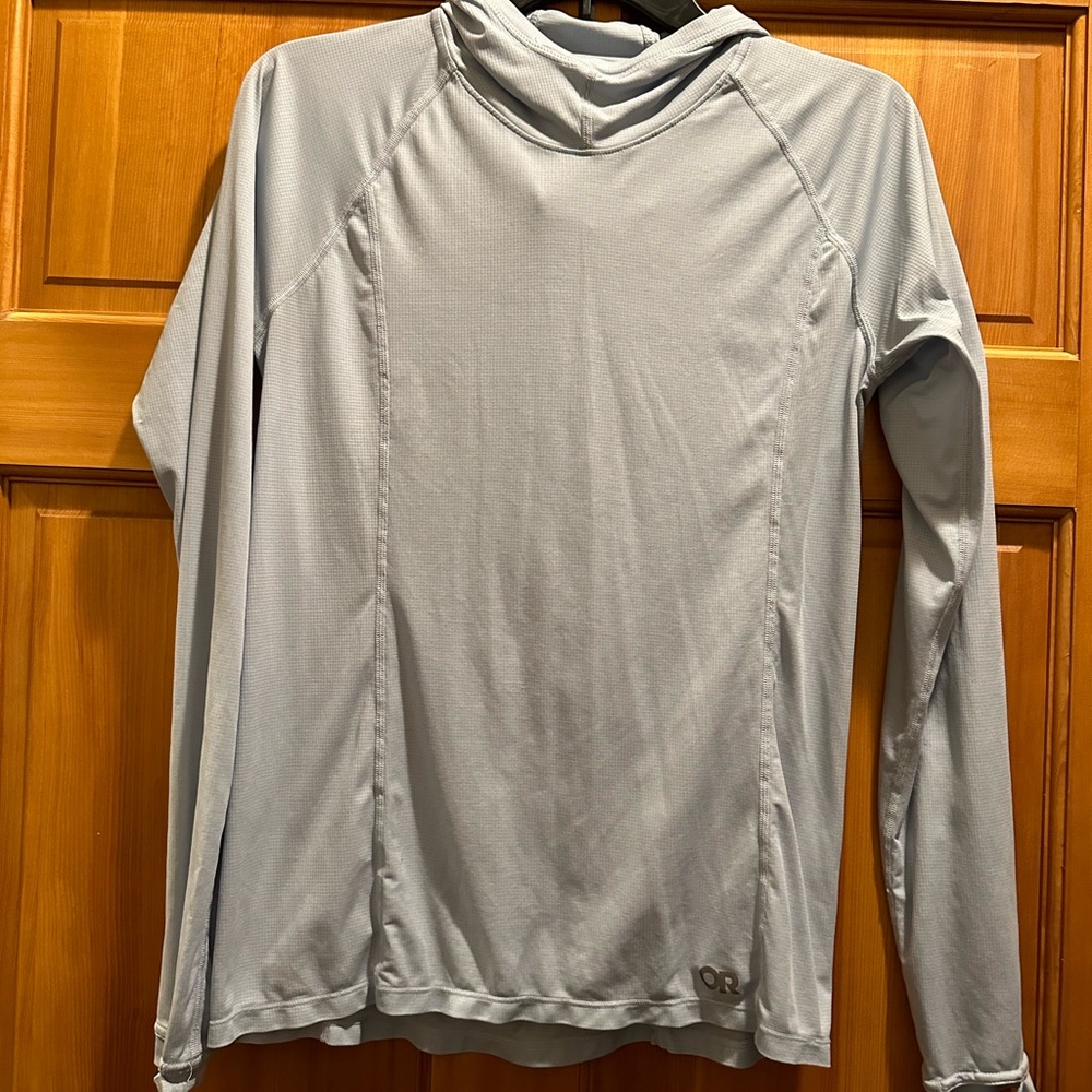 Women’s light blue outdoor research running shirt